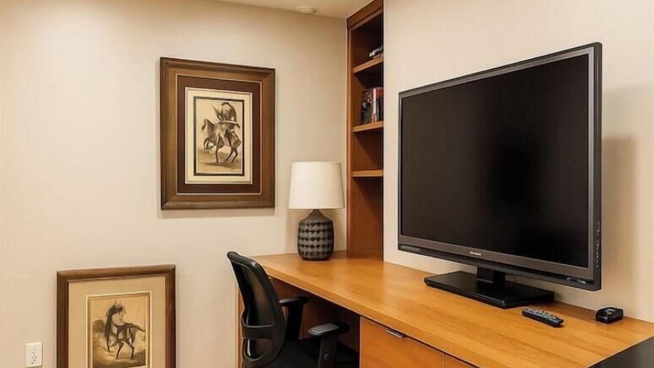 Photo of Others in Newtown