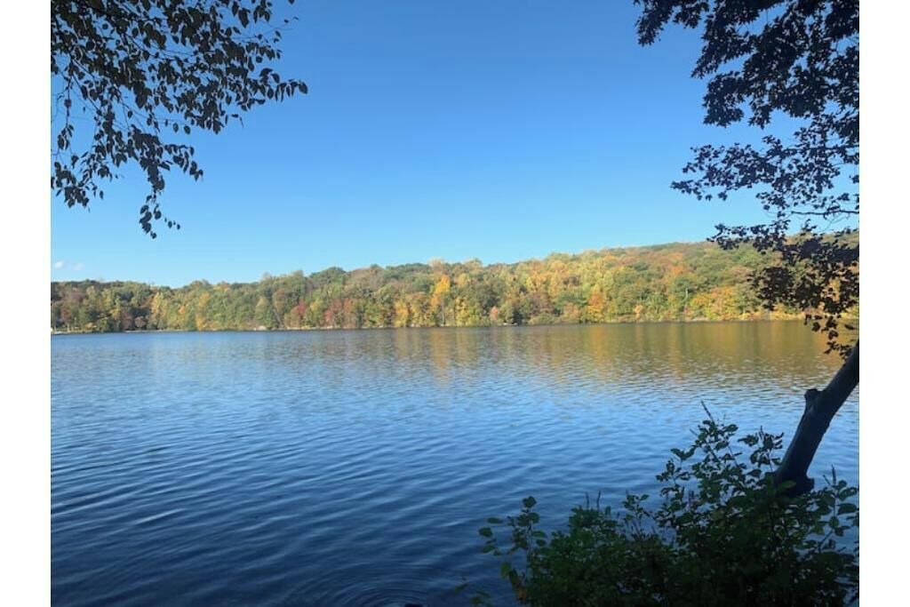 Photo of Others in Newtown