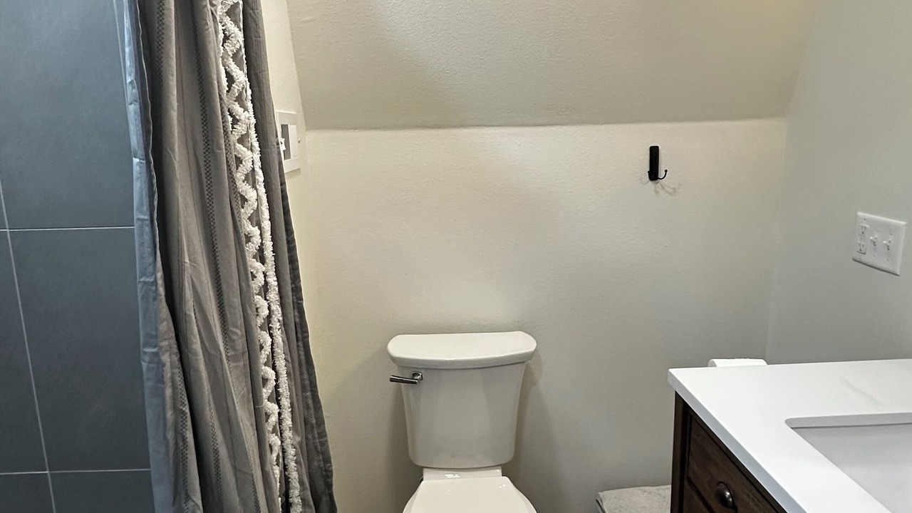 Photo of Bathroom in Hawkins