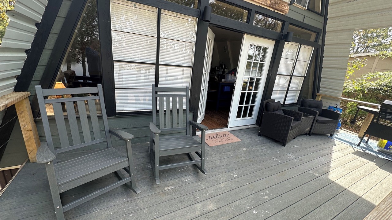 Photo of Patio Balcony in Hawkins