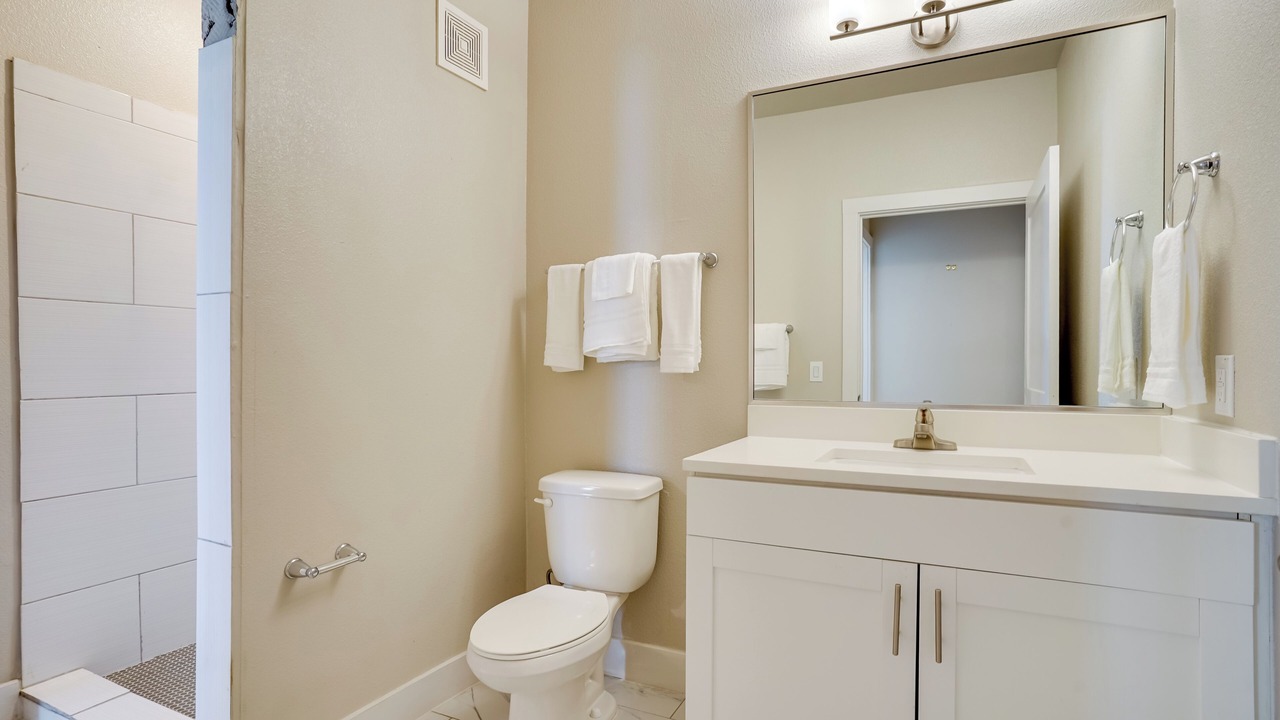 Photo of Bathroom in Crowley