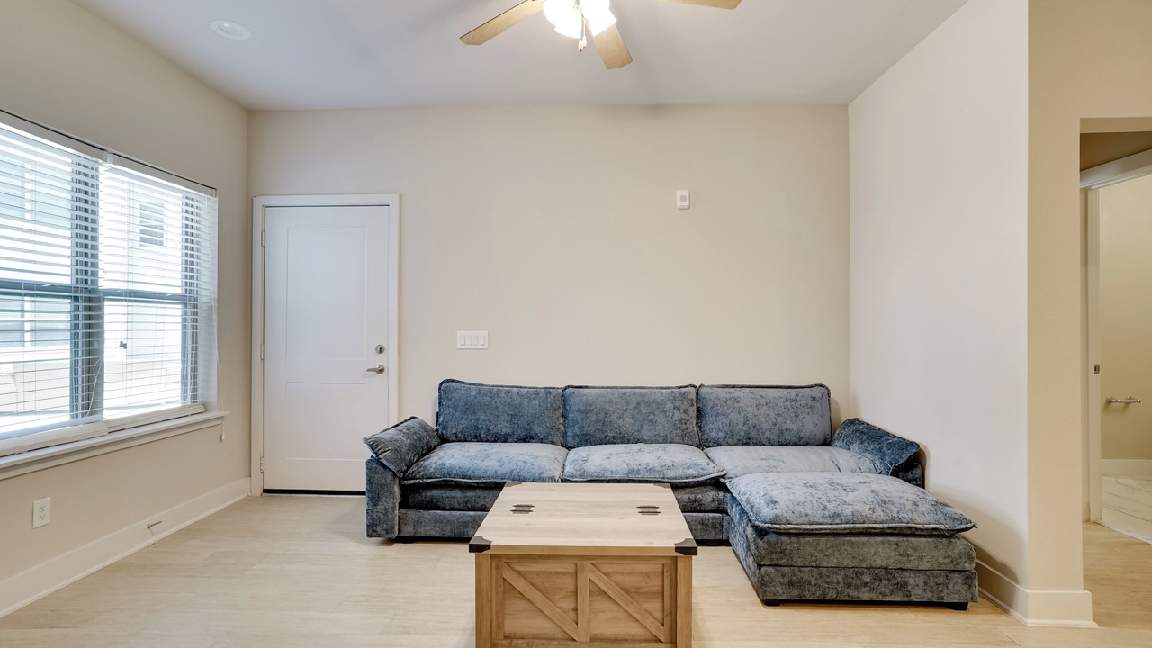 Photo of Livingroom in Crowley