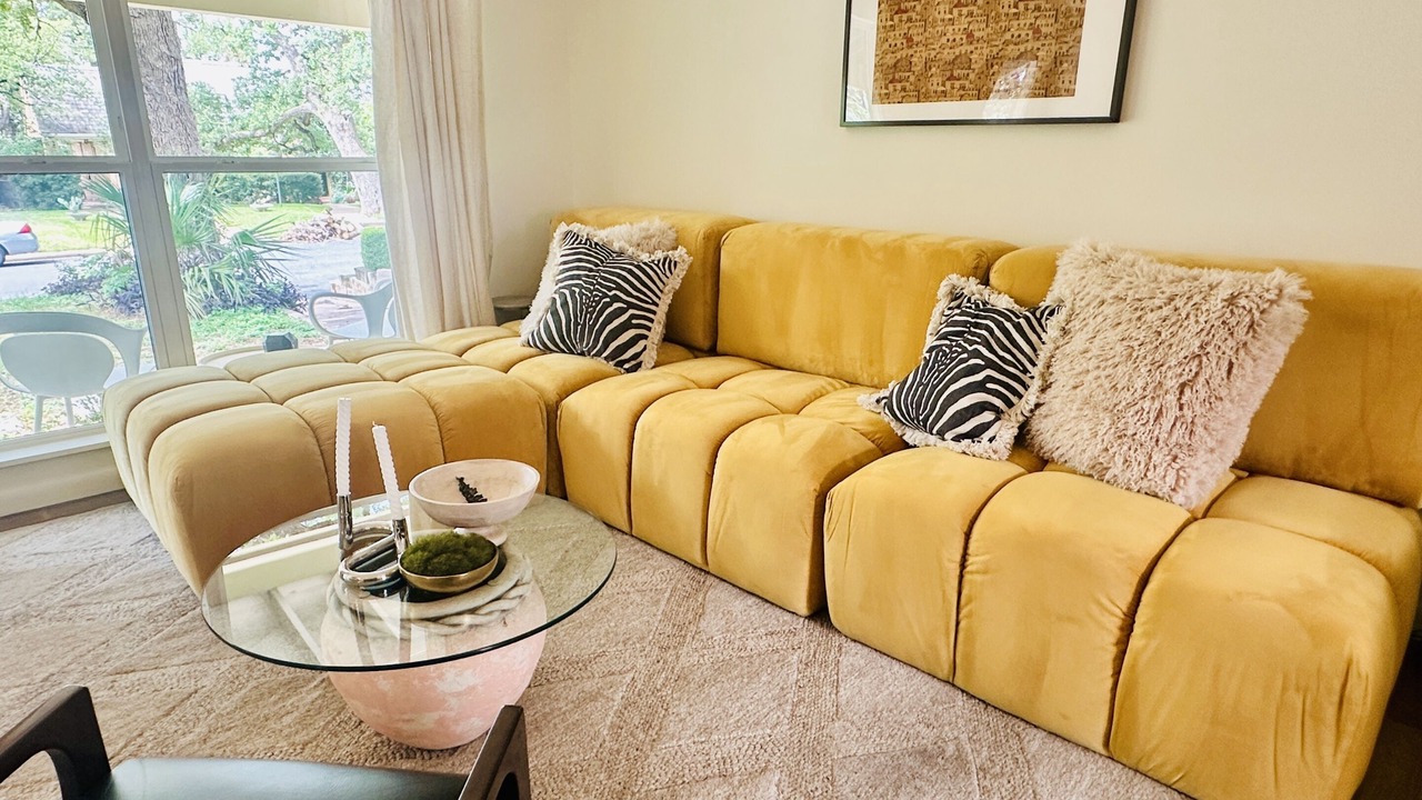 Photo of Livingroom in Clarksville