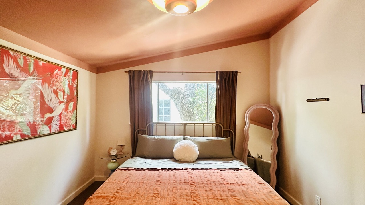 Photo of Bedroom in Clarksville