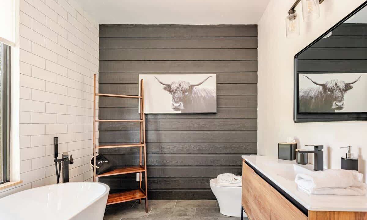 Photo of Bathroom in Cedar Creek