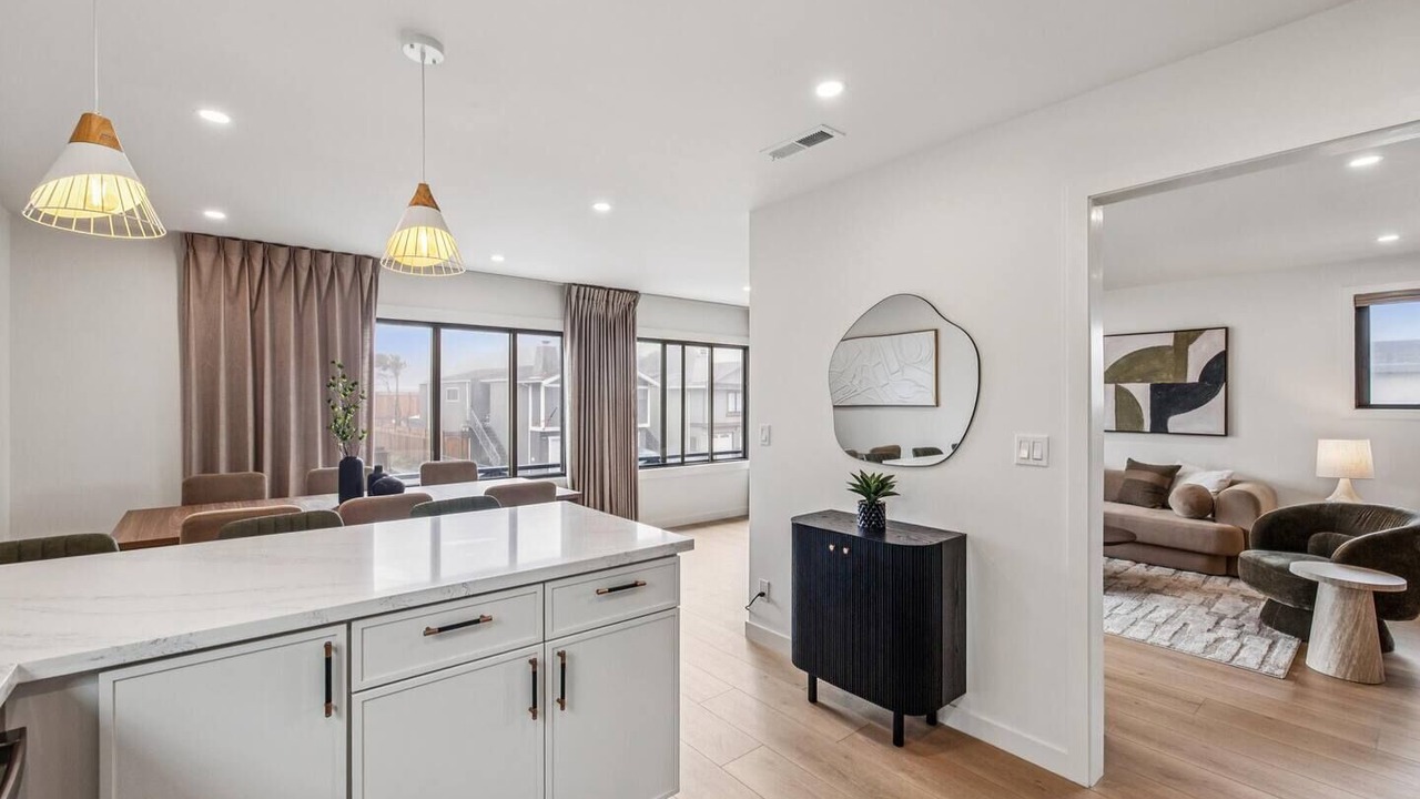 Photo of Others in Serramonte