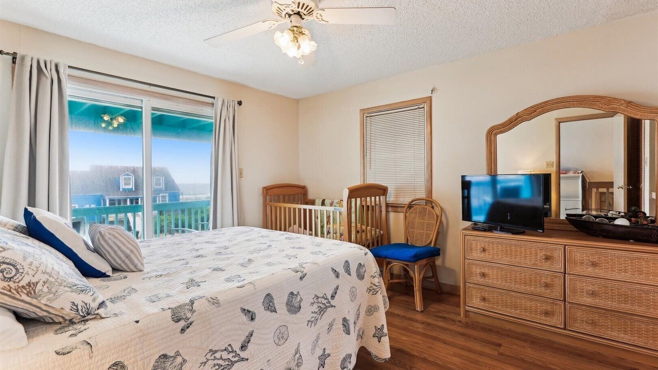 Photo of Bedroom in Sea Retreat