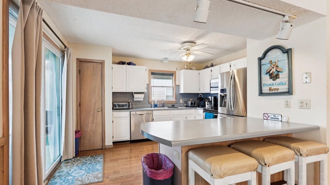 Photo of Kitchen in Sea Retreat