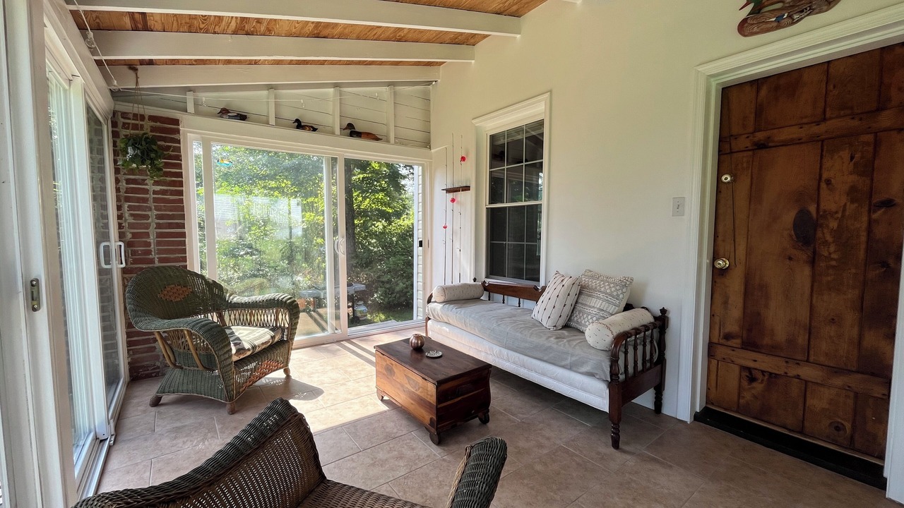 Photo of Livingroom in Mount Holly