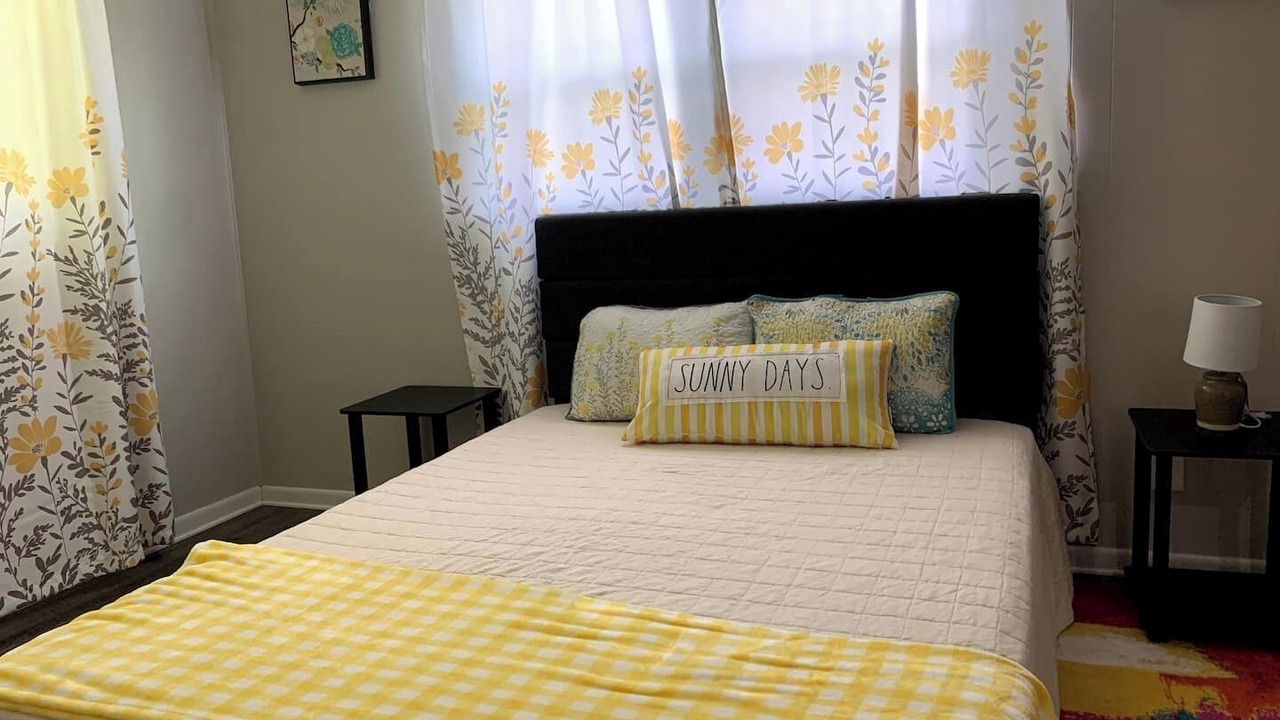 Photo of Bedroom in Newnan