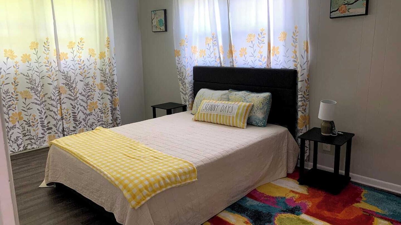 Photo of Bedroom in Newnan