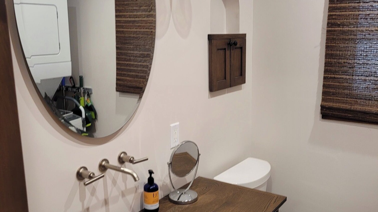 Photo of Bathroom in Fairfax District