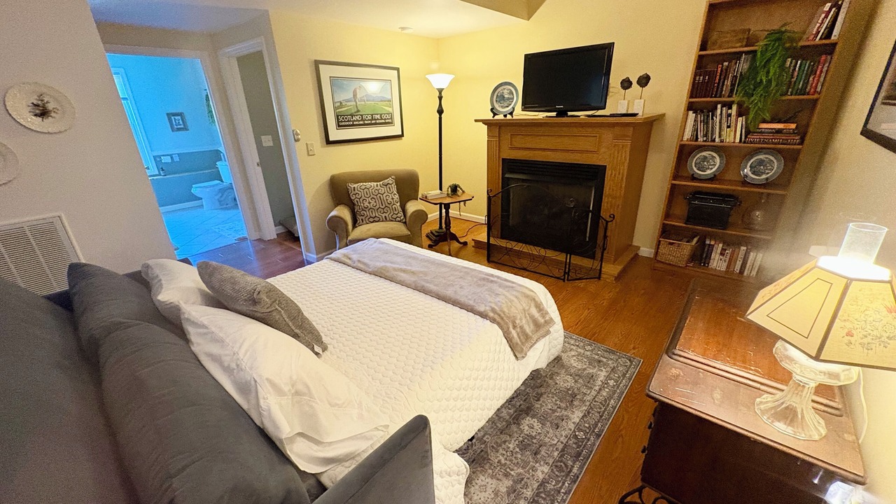 Photo of Bedroom in Floyd