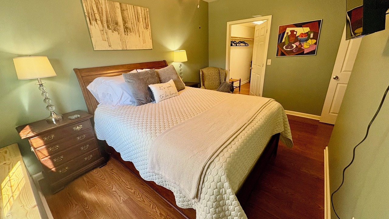 Photo of Bedroom in Floyd