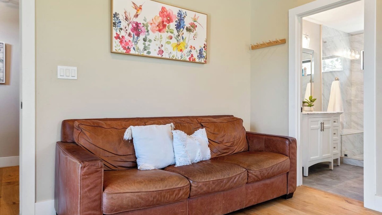 Photo of Livingroom in Dripping Springs