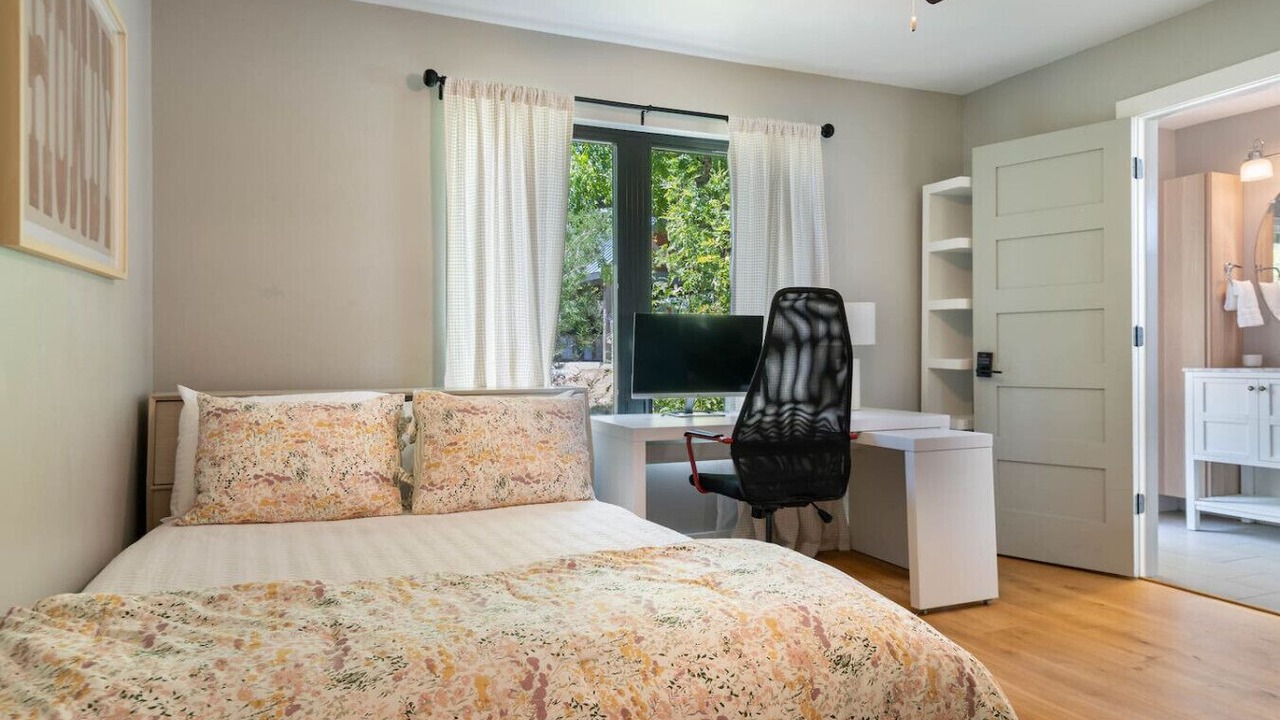 Photo of Bedroom in Dripping Springs