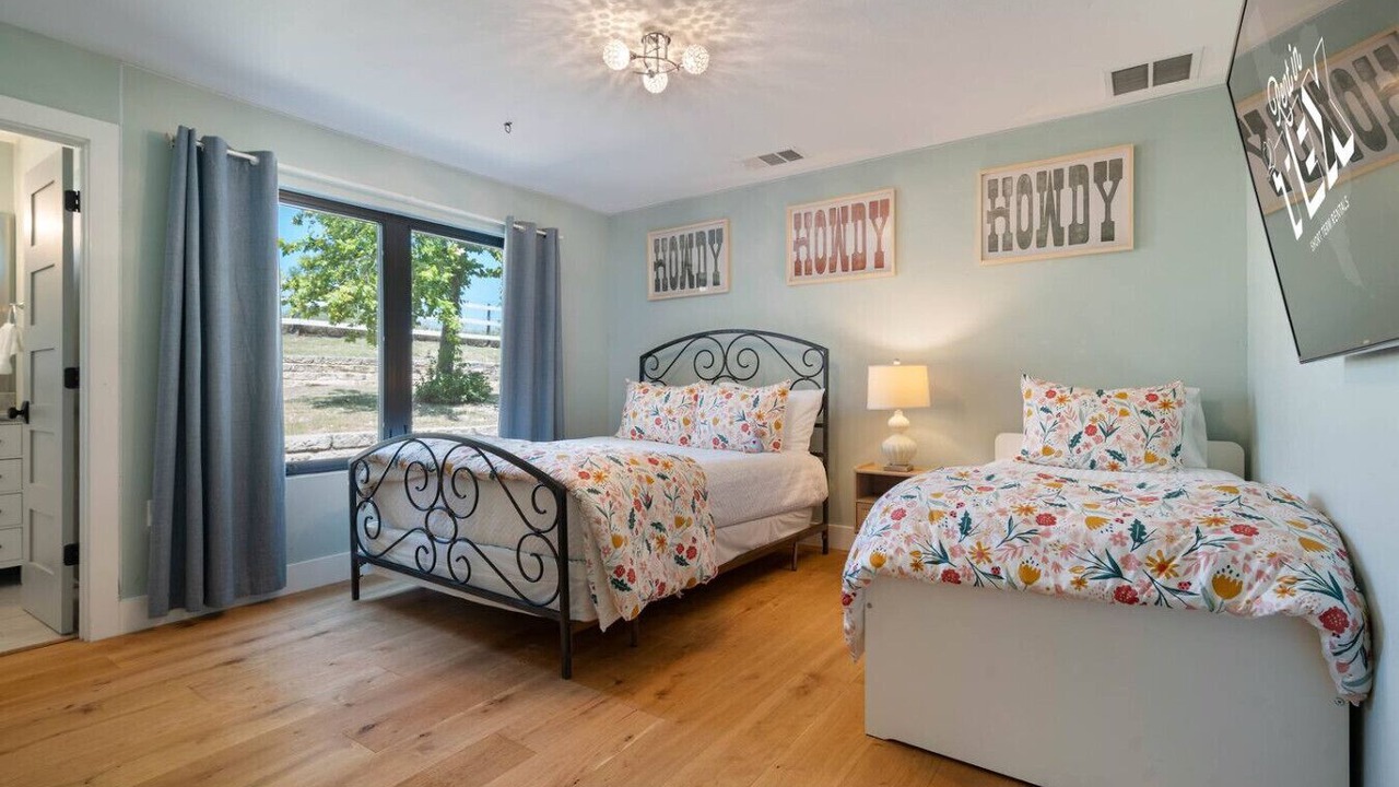 Photo of Bedroom in Dripping Springs