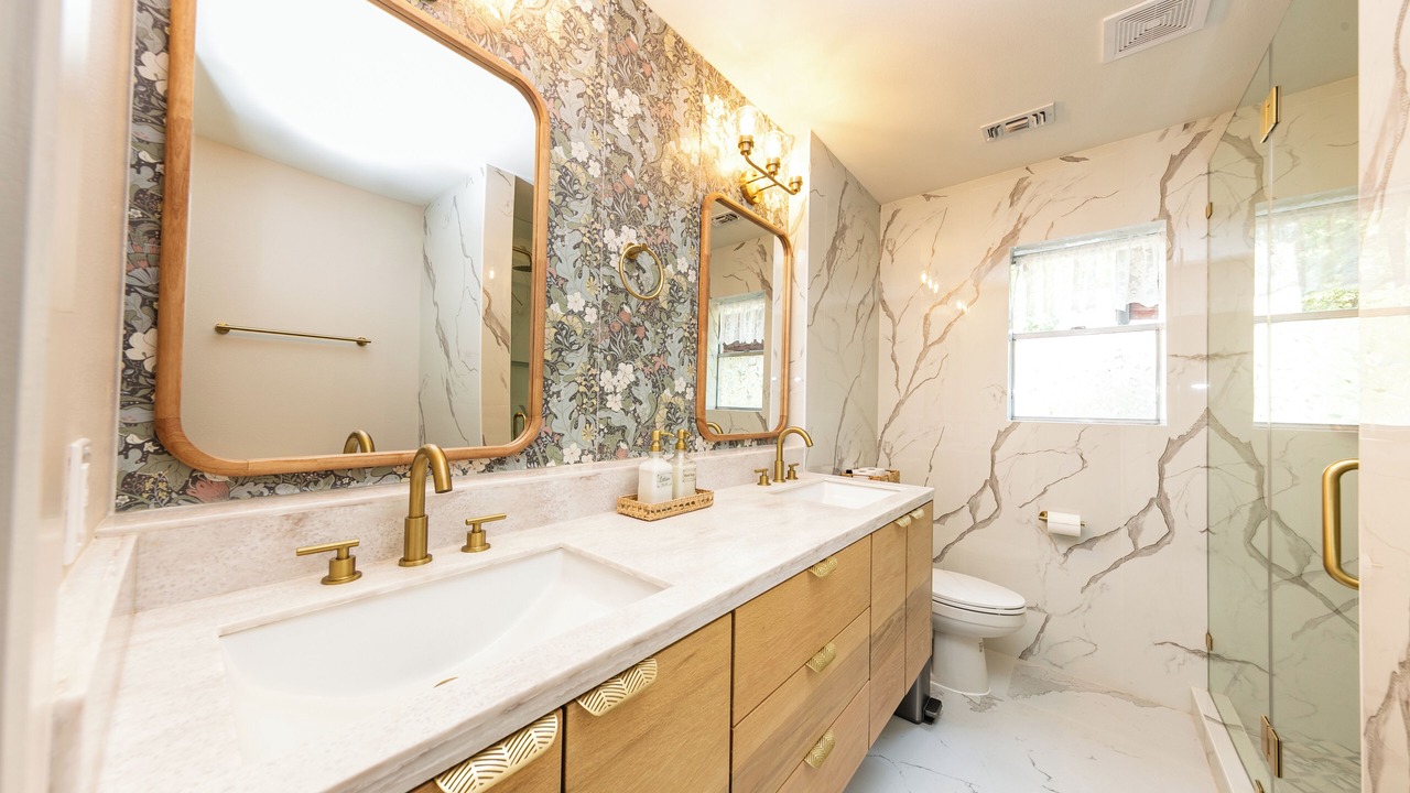 Photo of Bathroom in Decker Prairie
