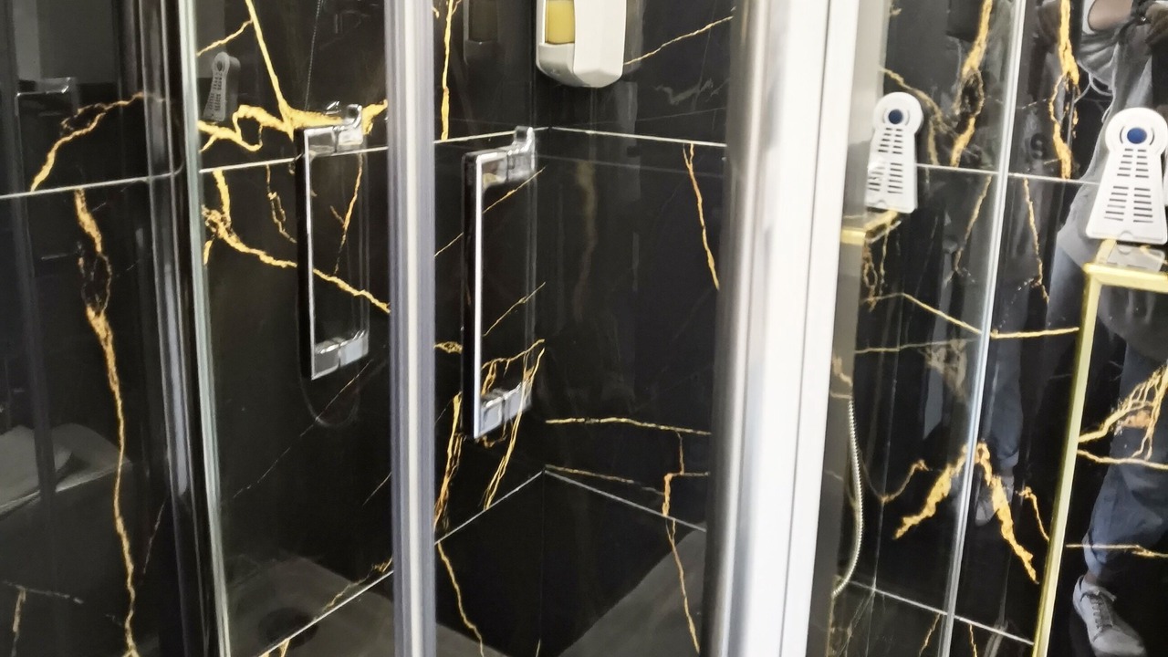 Photo of Bathroom in Villemomble