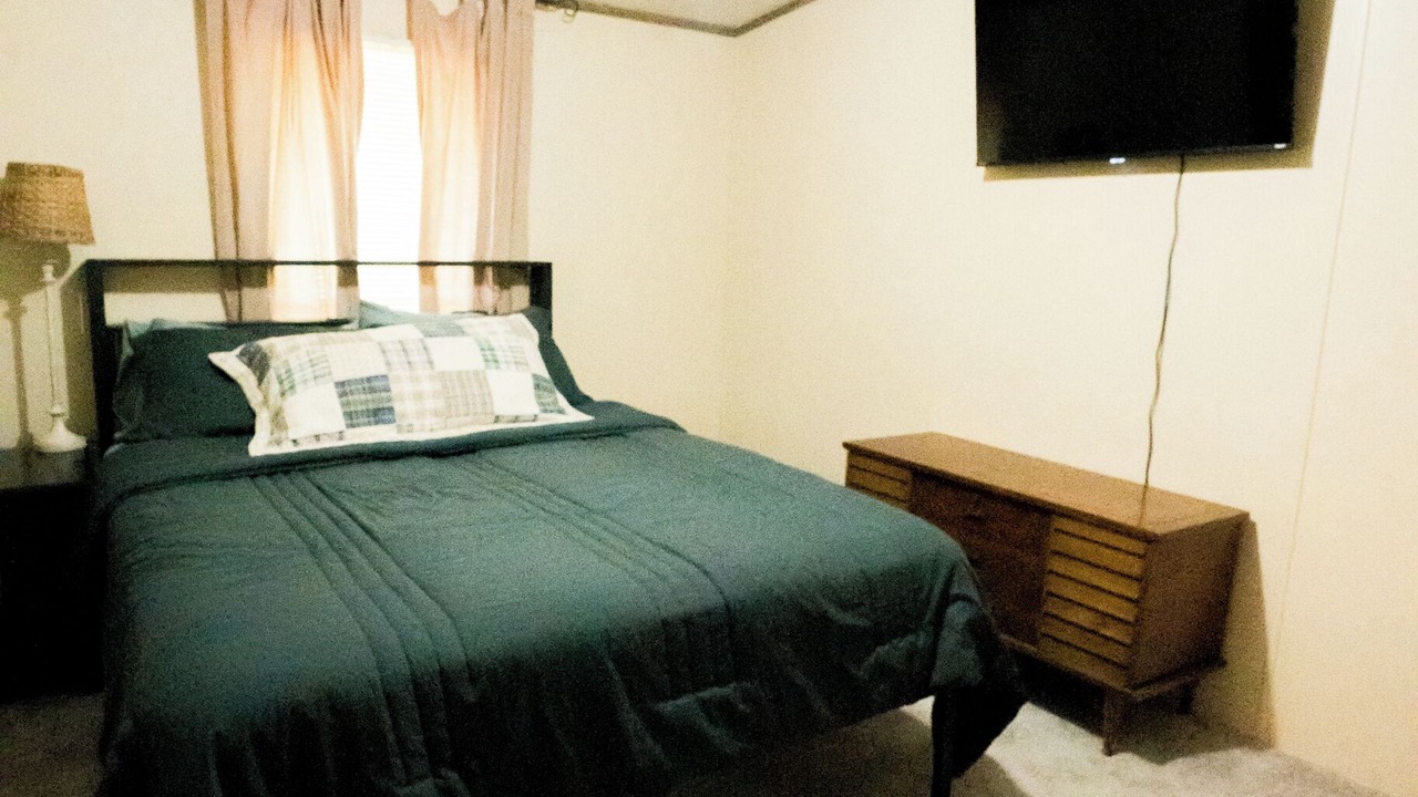 Photo of Bedroom in Cache