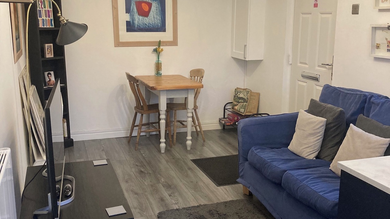 Photo of Livingroom in Fivelanes