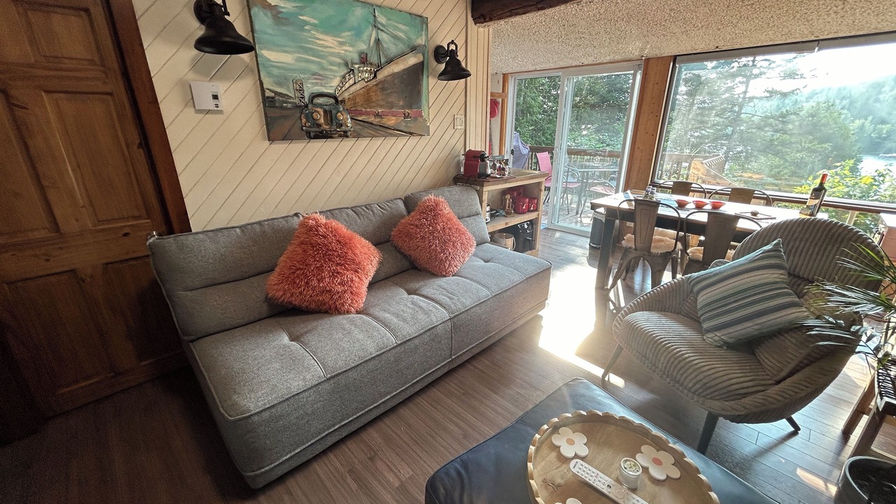 Photo of Livingroom in Sainte-Lucie-des-Laurentides