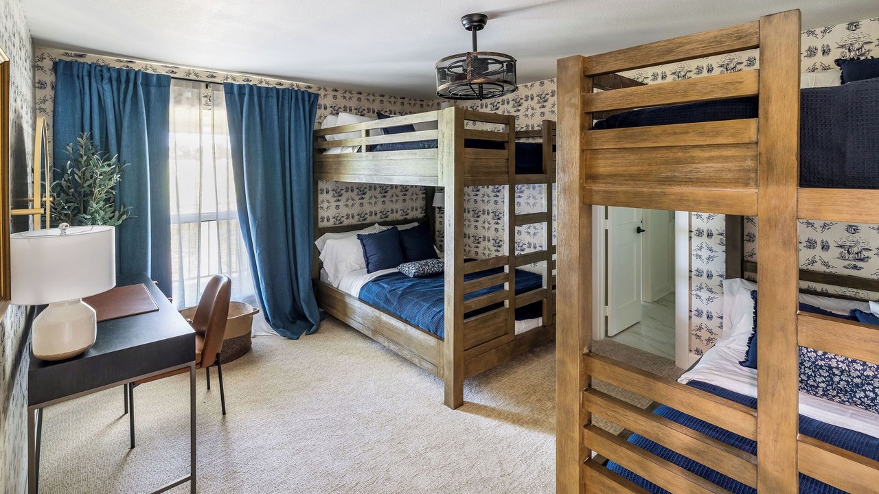 Photo of Bedroom in Midlothian