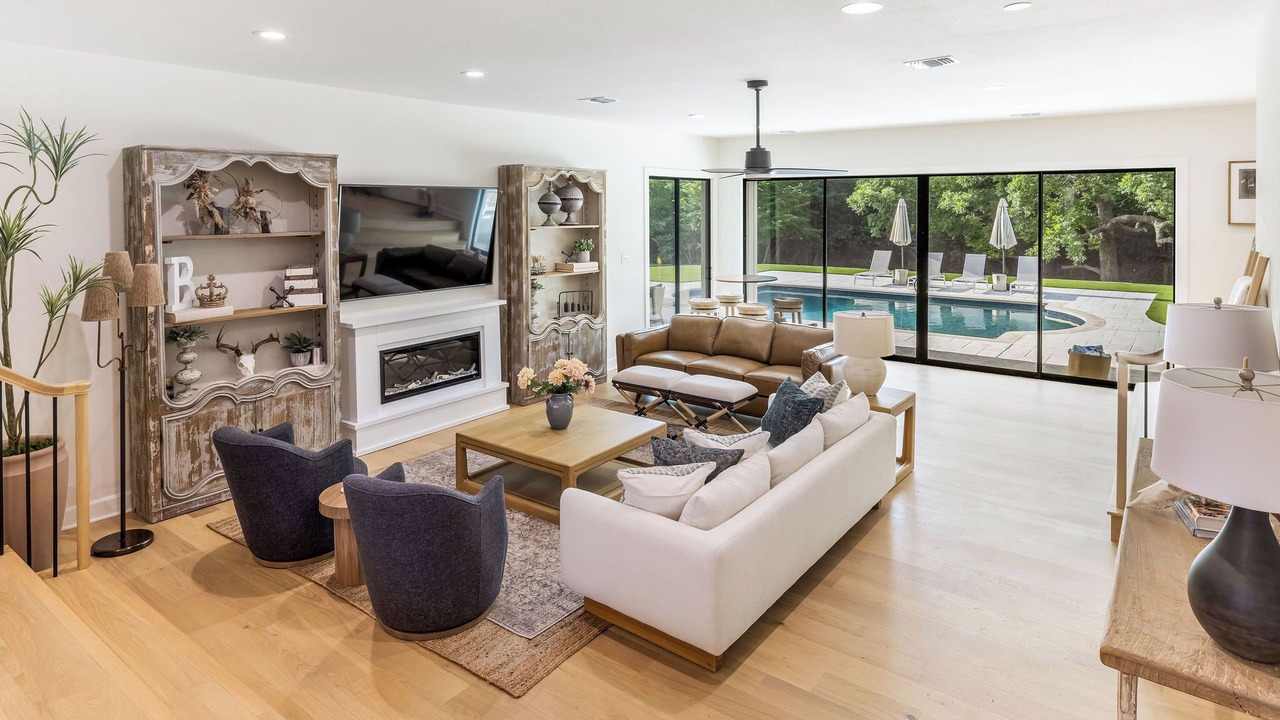 Photo of Livingroom in Midlothian