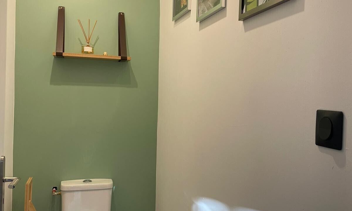 Photo of Bathroom in Saint-Genis