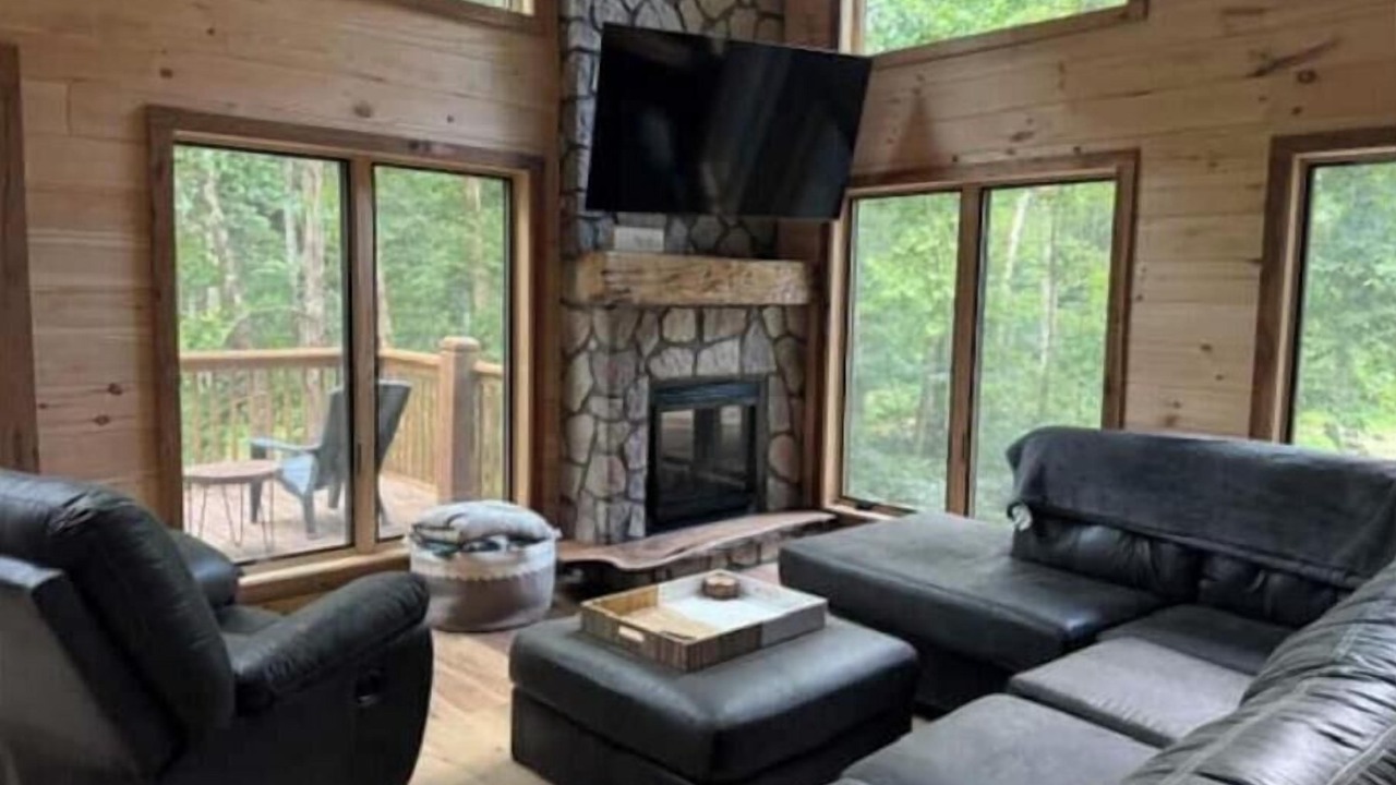 Photo of Livingroom in McArthur