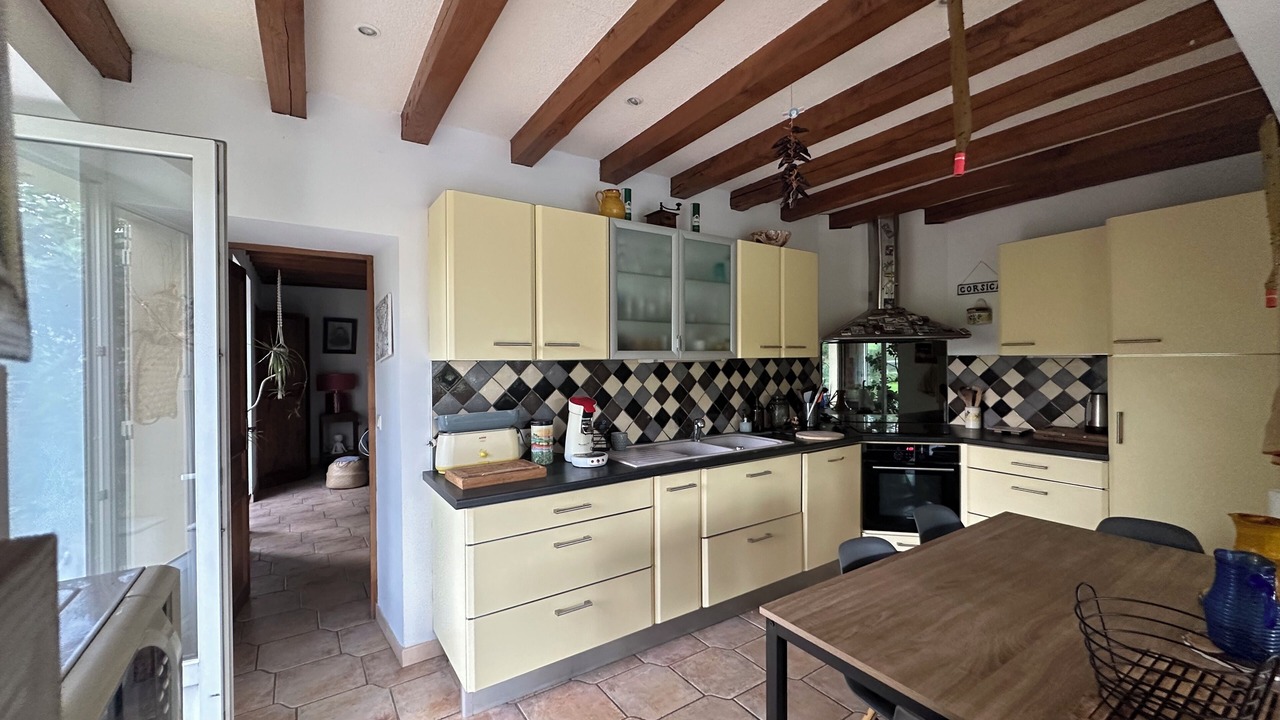 Photo of Kitchen in Ganties