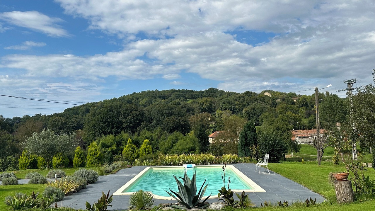 Photo of Outdoor in Ganties
