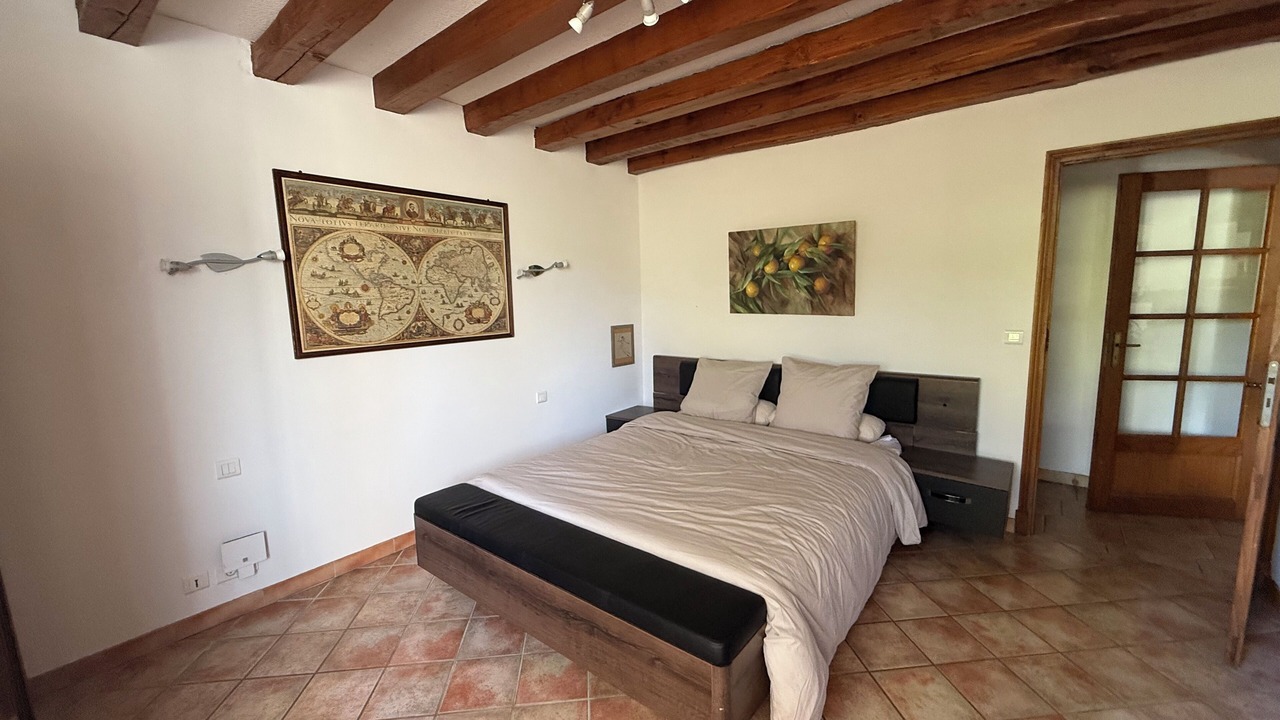 Photo of Bedroom in Ganties
