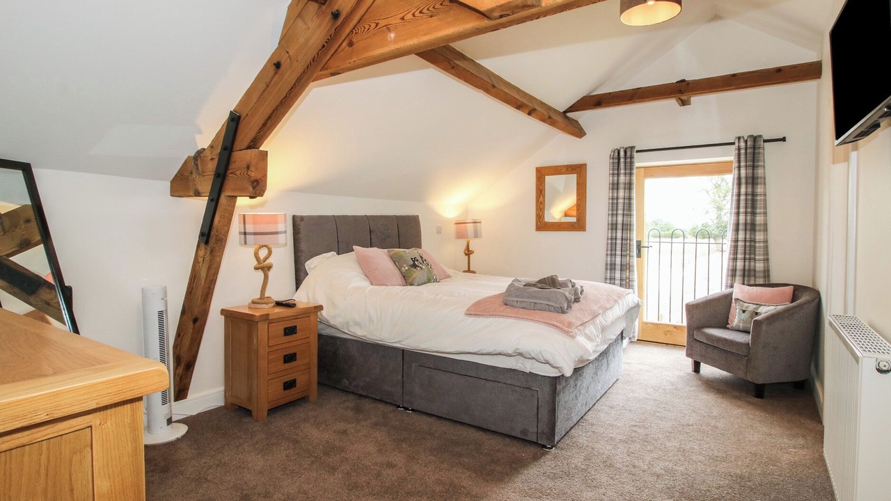 Photo of Bedroom in Loppington