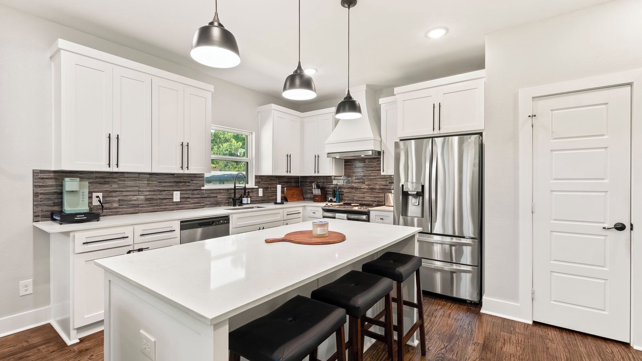 Photo of Kitchen in Cedar Creek Reservoir
