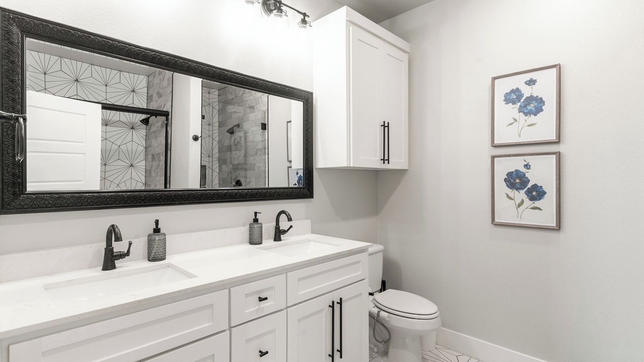 Photo of Bathroom in Cedar Creek Reservoir