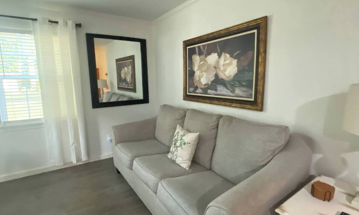 Photo of Livingroom in Livingston