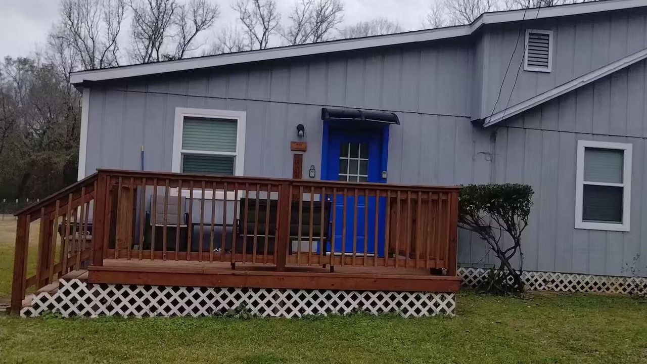 Photo of Outdoor in Livingston