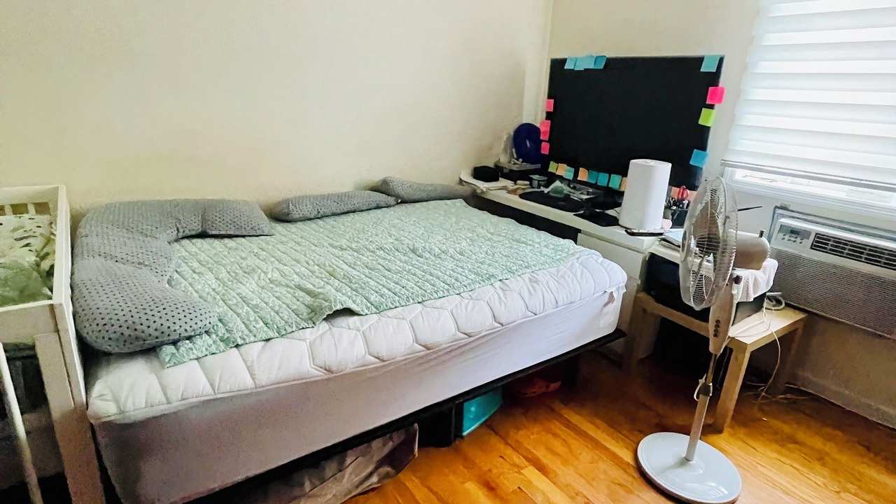 Photo of Bedroom in Murray Hill