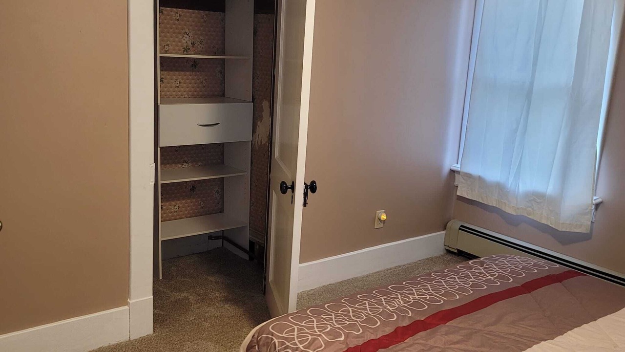 Photo of Bedroom in Chatham-Kent