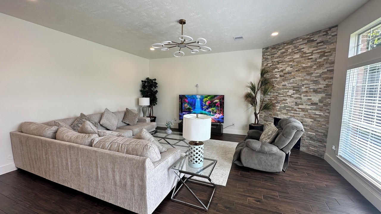 Photo of Livingroom in Pearland