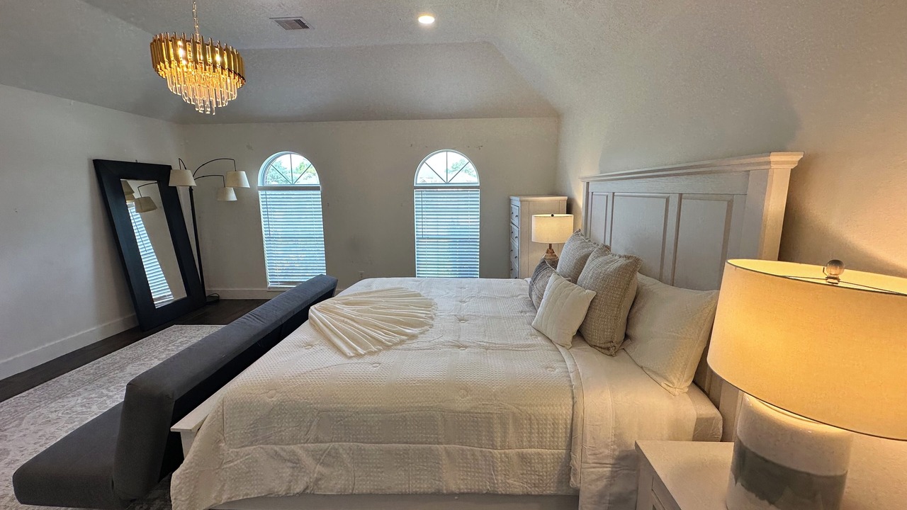 Photo of Bedroom in Pearland