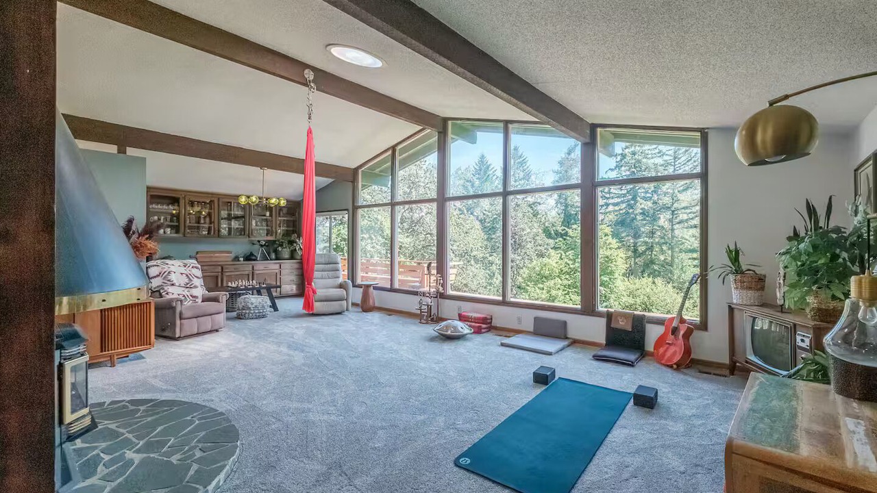 Photo of Livingroom in Corvallis