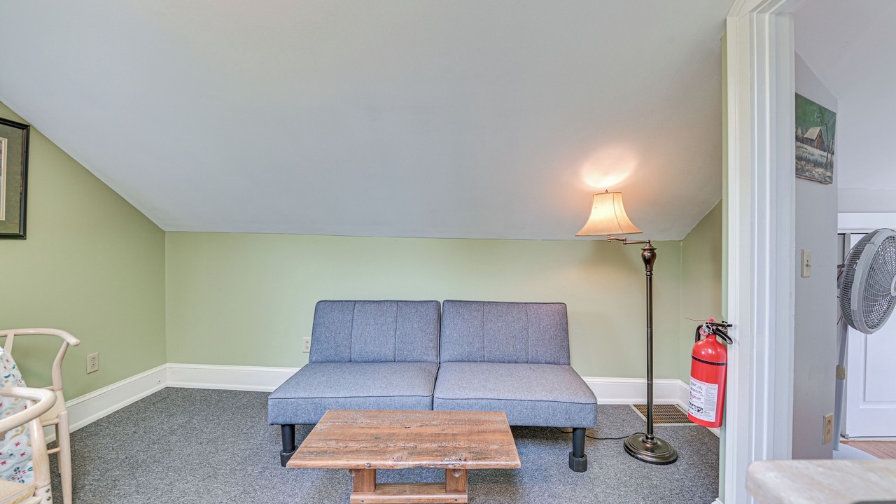 Photo of Livingroom in Cherry Valley