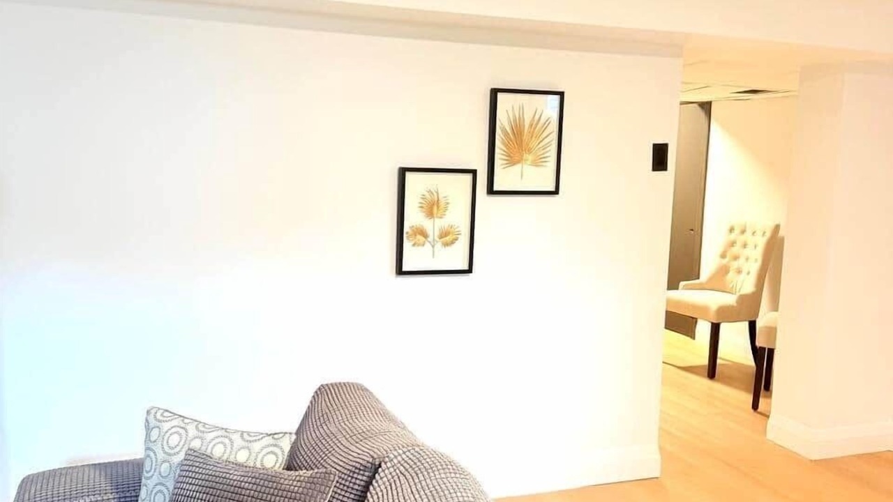 Photo of Livingroom in Lakeview
