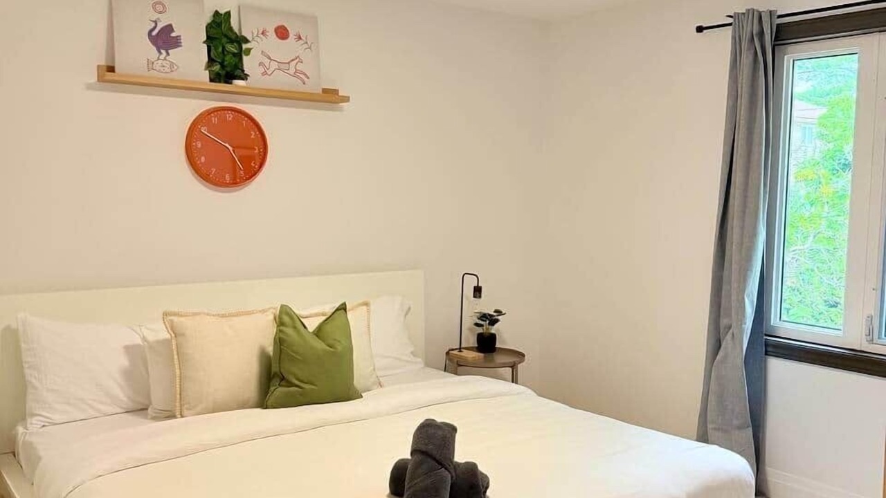 Photo of Bedroom in Lakeview