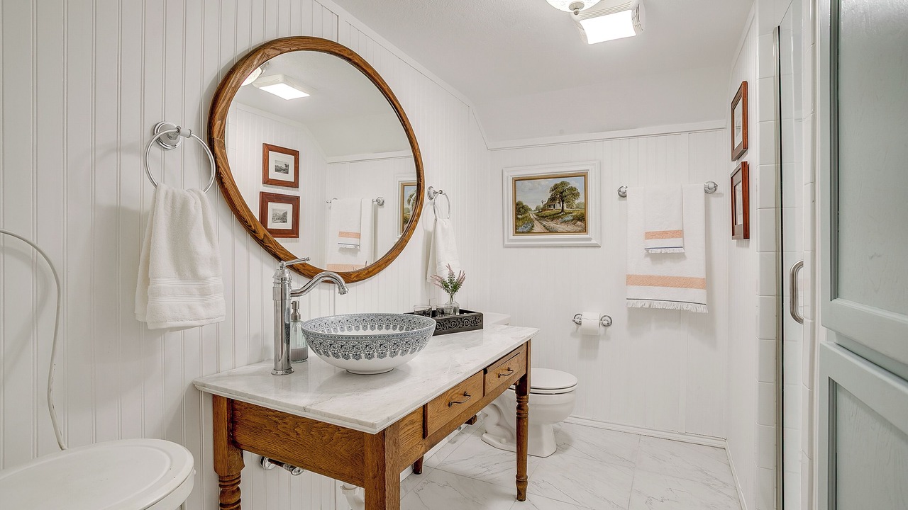 Photo of Bathroom in Weatherford