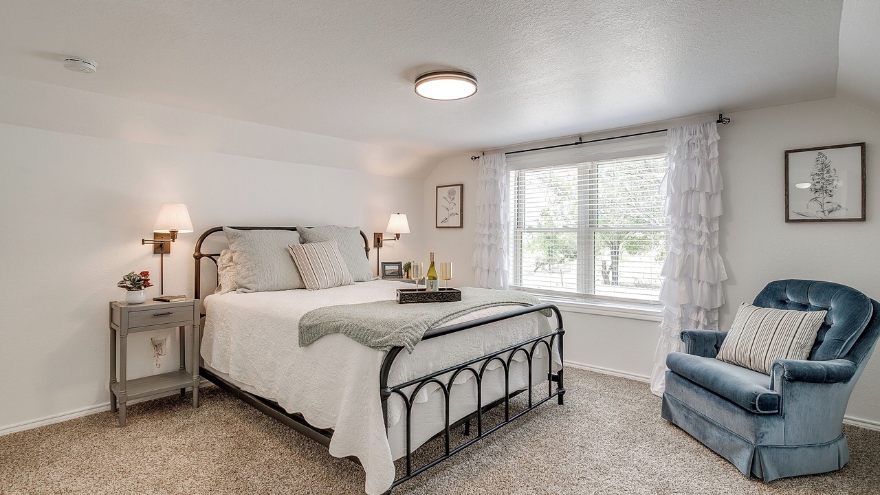 Photo of Bedroom in Weatherford