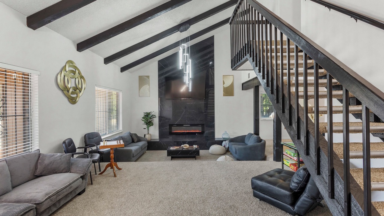 Photo of Livingroom in Albuquerque