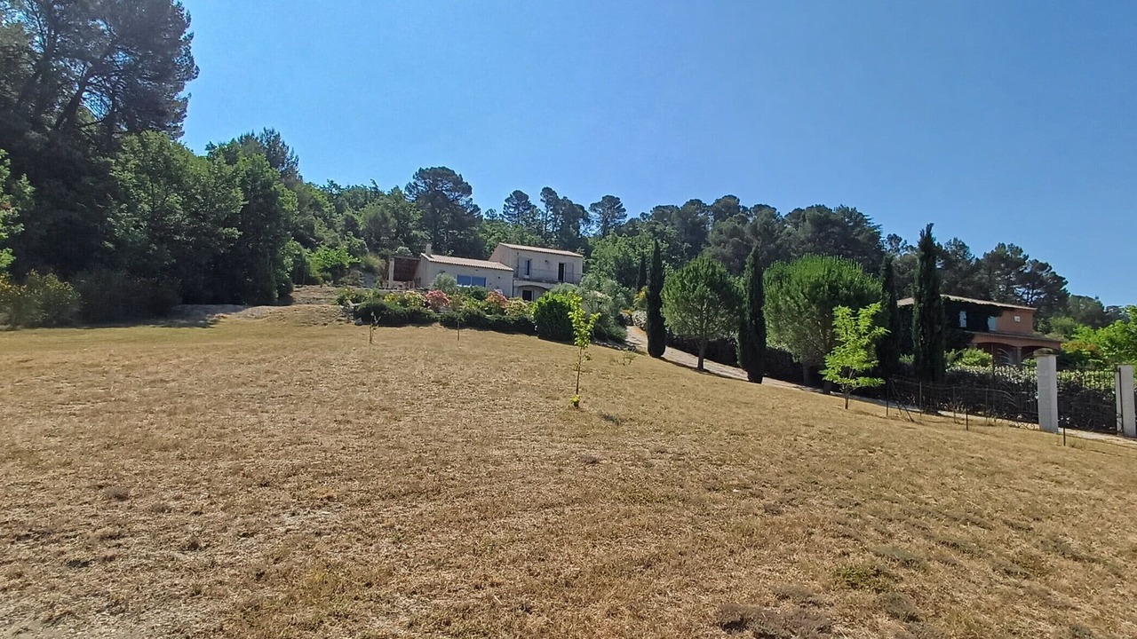Photo of Outdoor in Saint-Michel-l'Observatoire